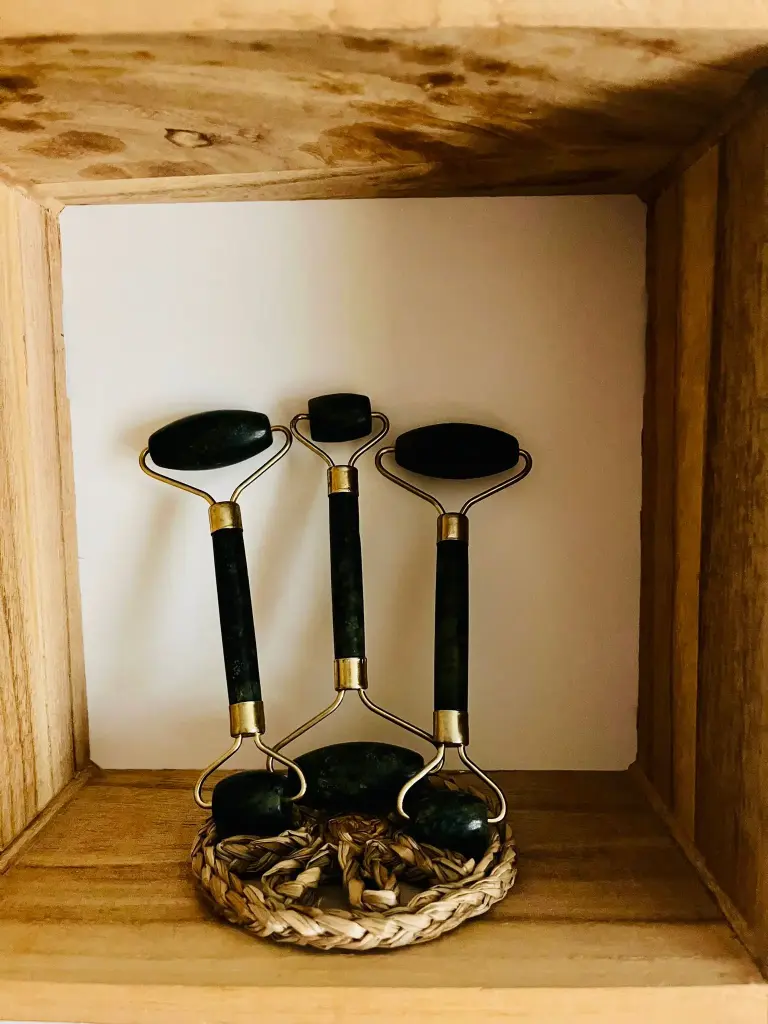 Gezichtsroller jadesteen 'Let's Roll'